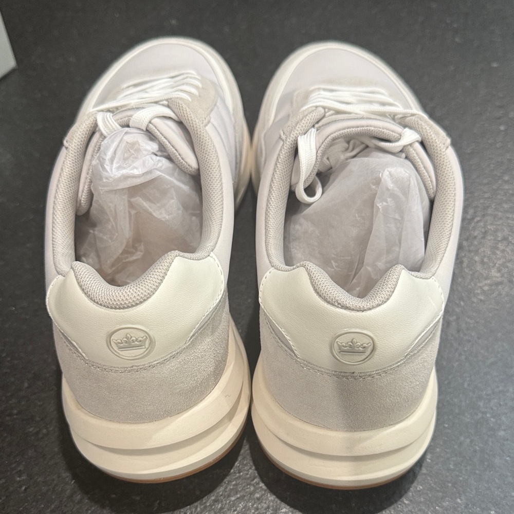 Peter Millar Cream and White Sneakers